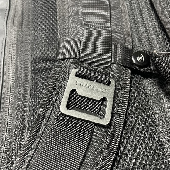 Timbuk2 Black 21" Travel Backpack Soft Case Clothing Compartment Men Laptop Bag - Picture 9 of 12